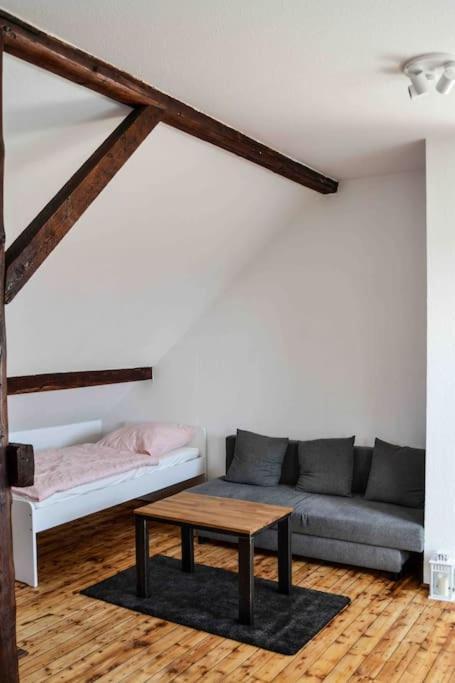 Schoene Dachgeschosswohnung Nahe Koeln Colónia Exterior foto